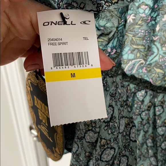 Anna Sui for O’Neill backless floral top - Picture 12 of 13